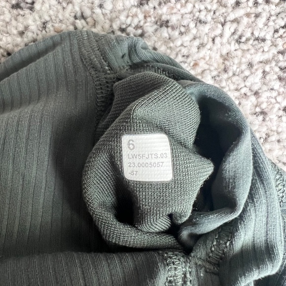 Lululemon Align Leggings 25" - Picture 3 of 3